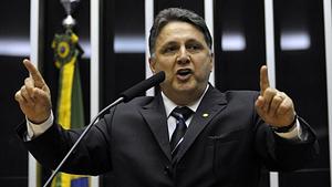 anthonygarotinho.jpg
